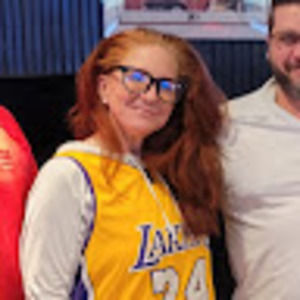 Meet your Posher, Amy